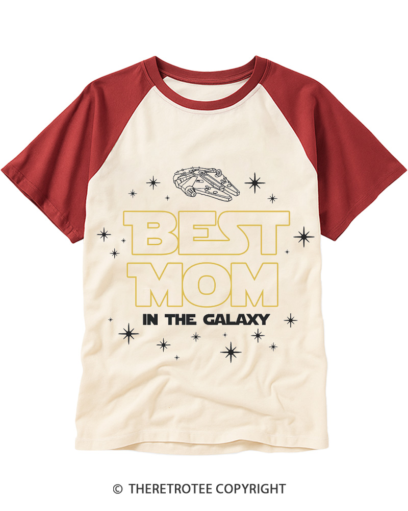 TheRetroTee Best Mom In The Galaxy 1980s Raglan Baseball T-Shirt