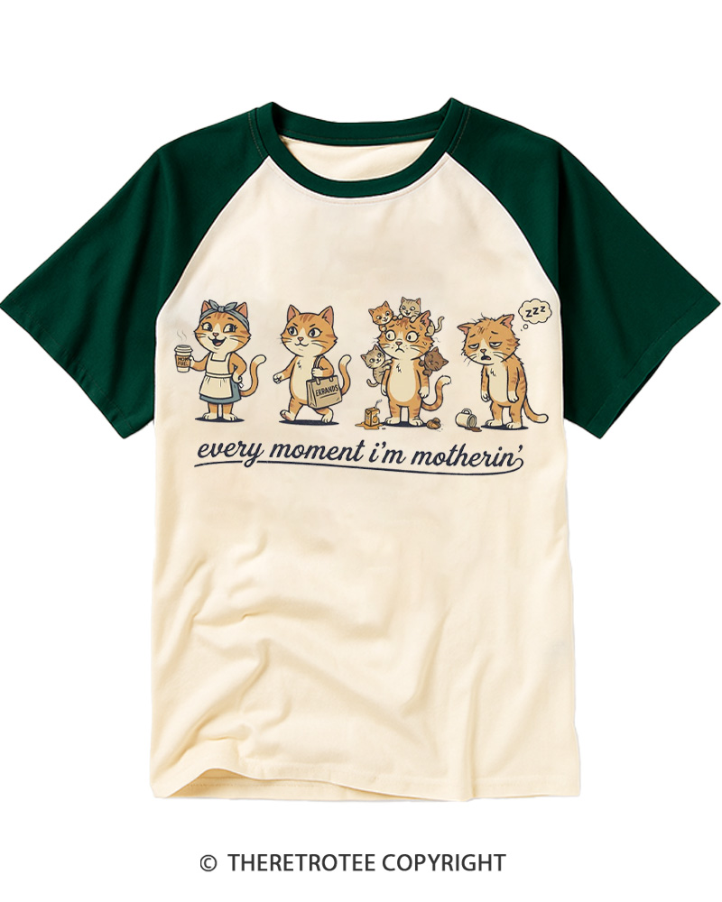 TheRetroTee Funny Cat Mom 1970s Raglan Baseball T-Shirt