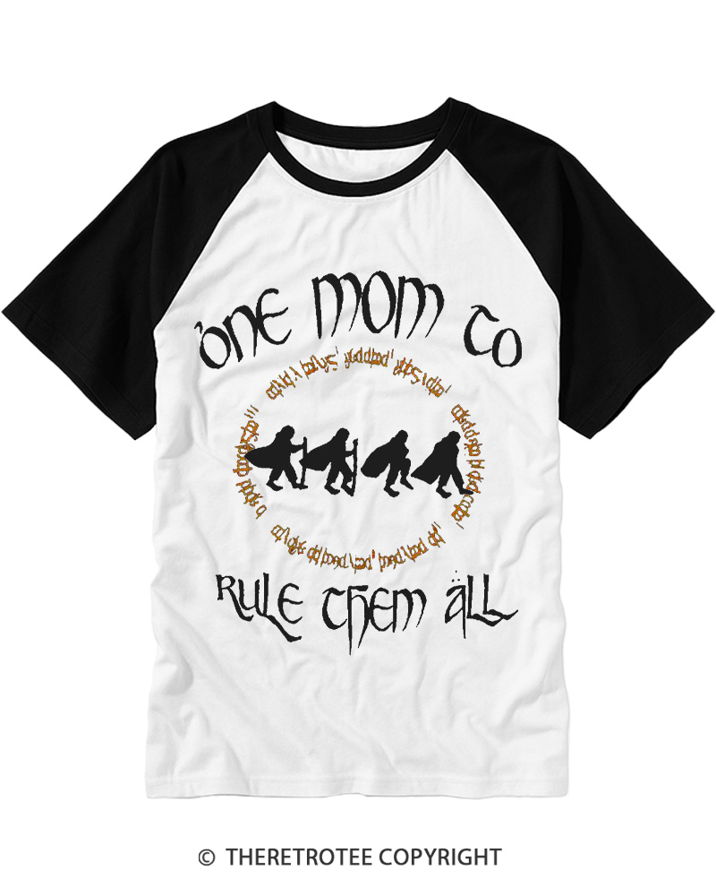 TheRetroTee One Mom To Rule Them All 1980s Raglan Baseball T-Shirt