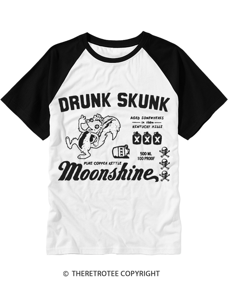 TheRetroTee Moonshine Drunk Skunk Funny 1970s Raglan Baseball T-Shirt