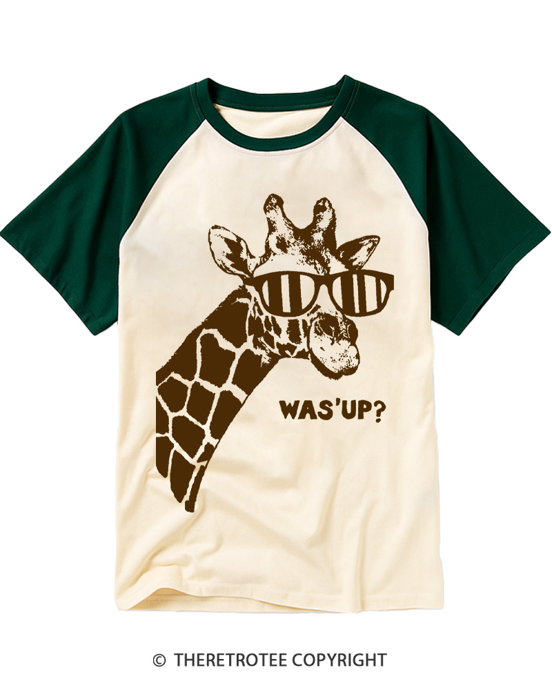 TheRetroTee Giraffe 1990s Raglan Baseball T-Shirt