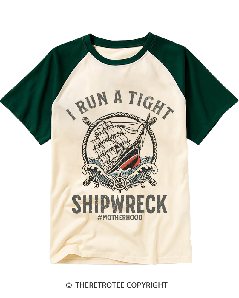 TheRetroTee I Run a Tight Shipwreck 1980s Raglan Baseball T-Shirt
