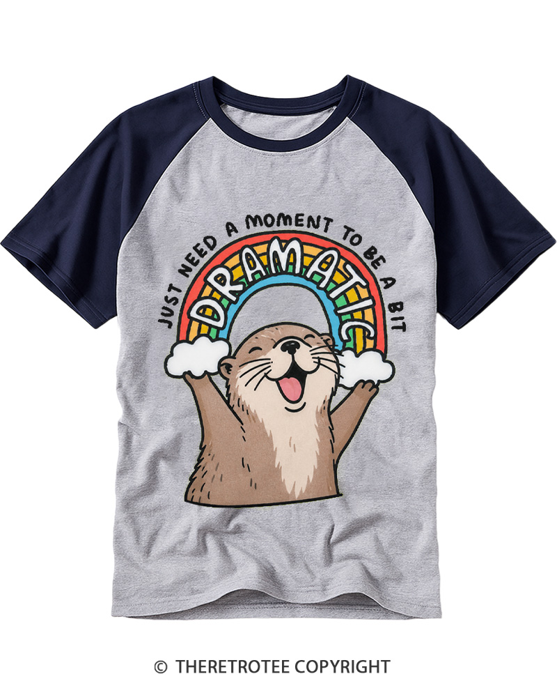 TheRetroTee Just Need A Moment To Be A Dramatic 1970s Raglan Baseball T-Shirt