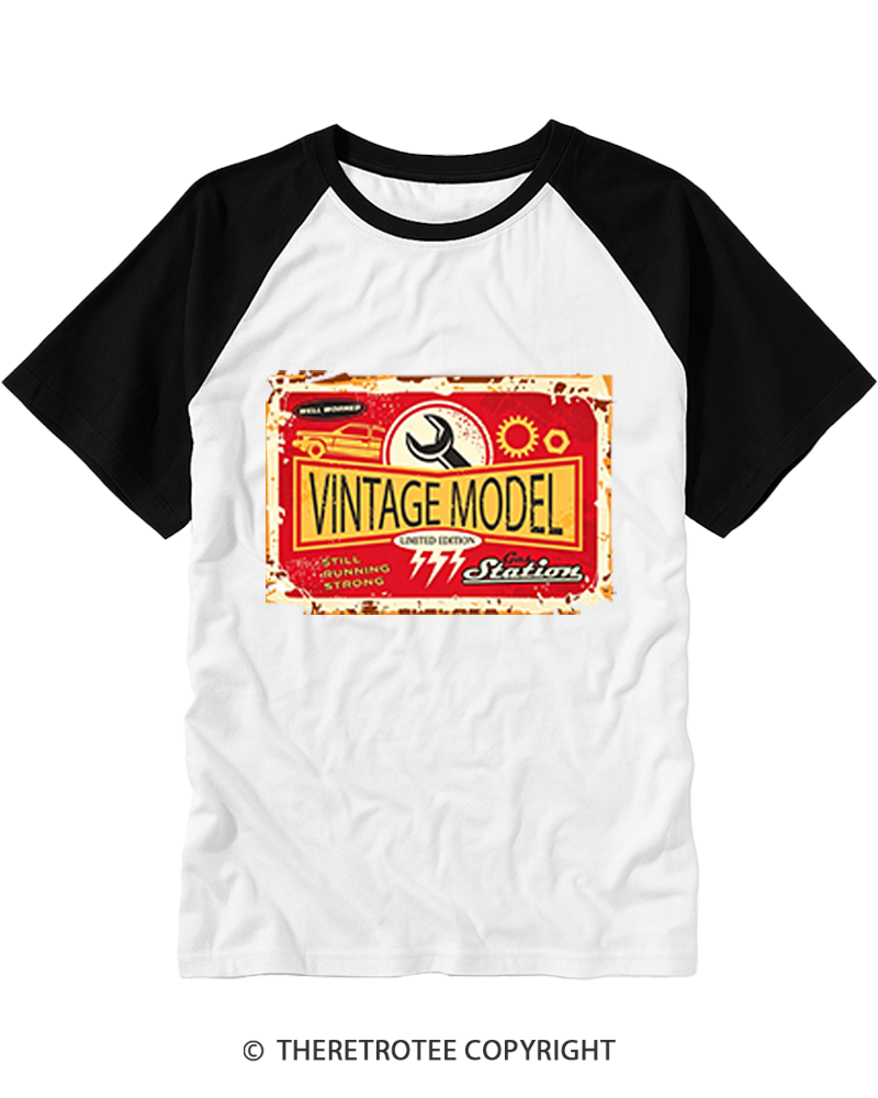 TheRetroTee Vintage Model Raglan Baseball T-Shirt