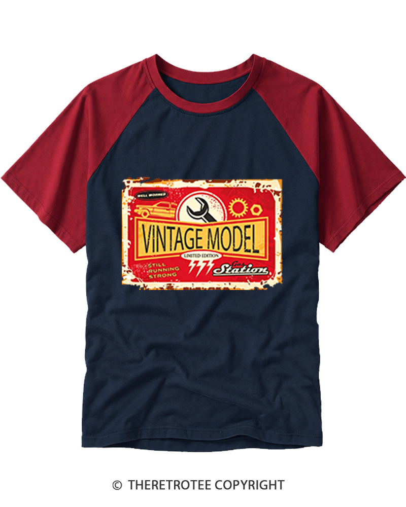 TheRetroTee Vintage Model Raglan Baseball T-Shirt
