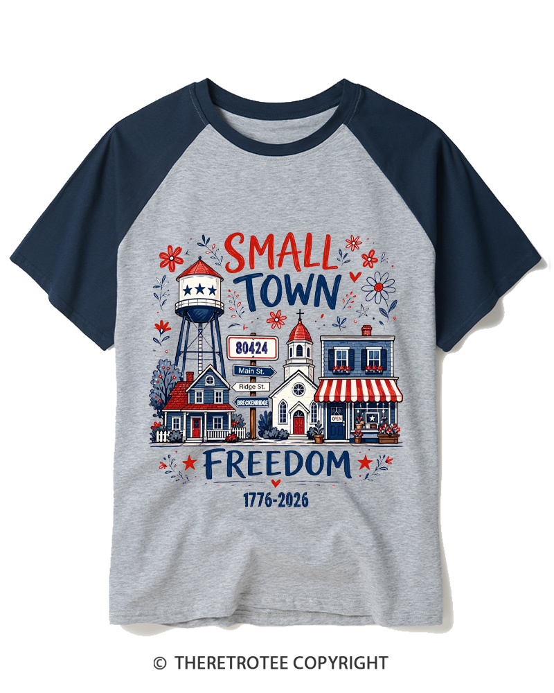 TheRetroTee Small Town Freedom 1776 Raglan Baseball T-Shirt