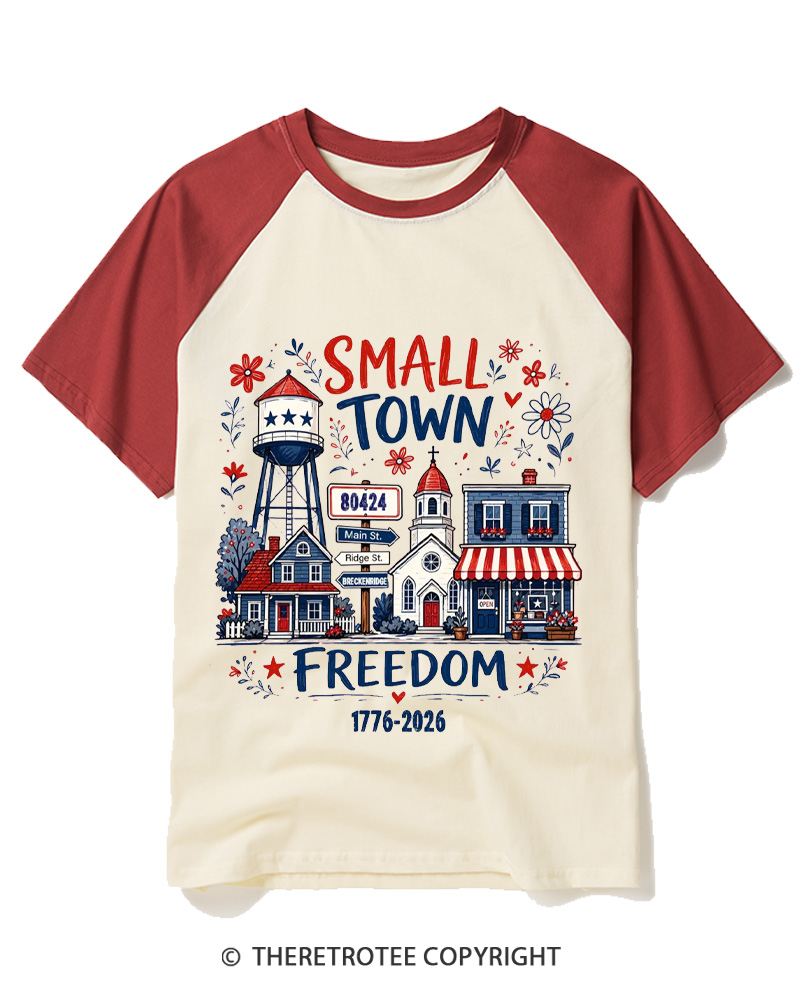 TheRetroTee Small Town Freedom 1776 Raglan Baseball T-Shirt