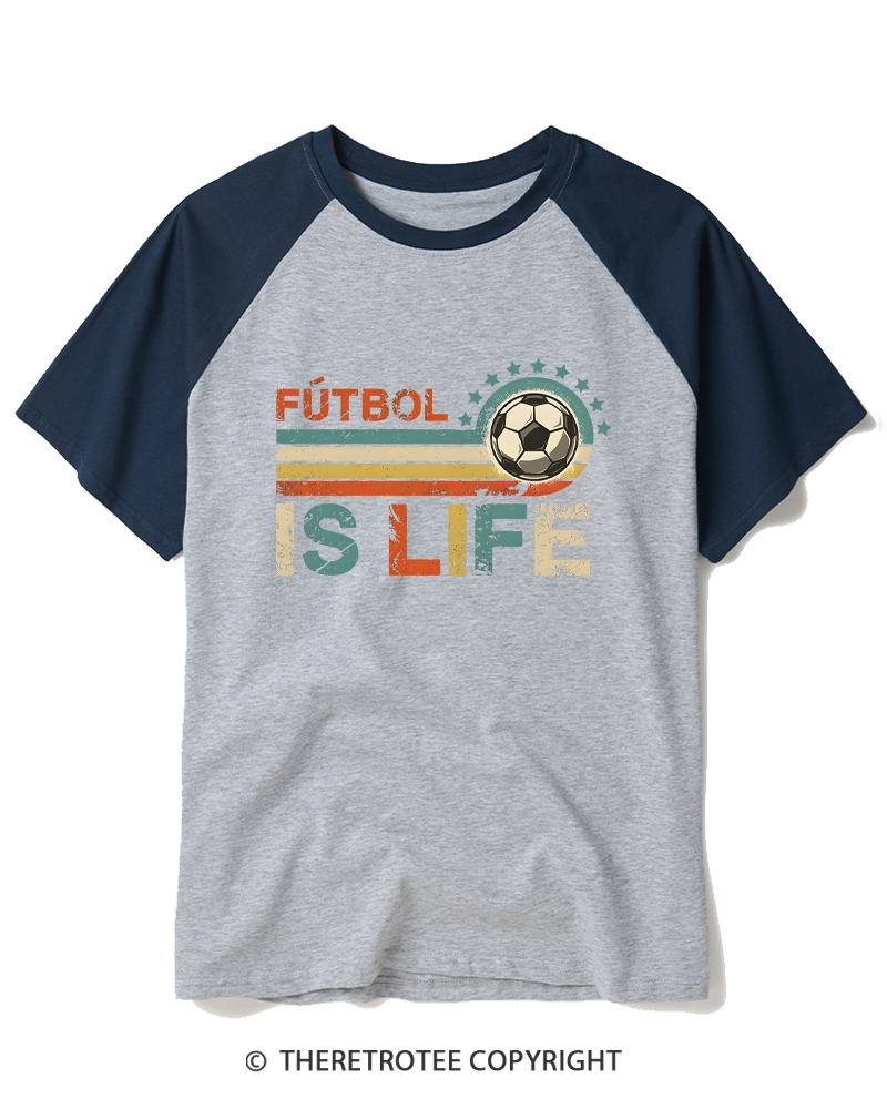 TheRetroTee Futbol Is Life 1970s Raglan Baseball T-Shirt