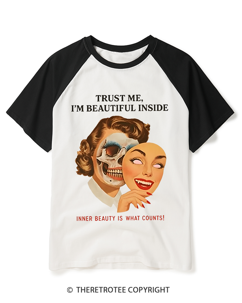 TheRetroTee Trust Me I’M Beautiful Inside 1950s Raglan Baseball T-Shirt