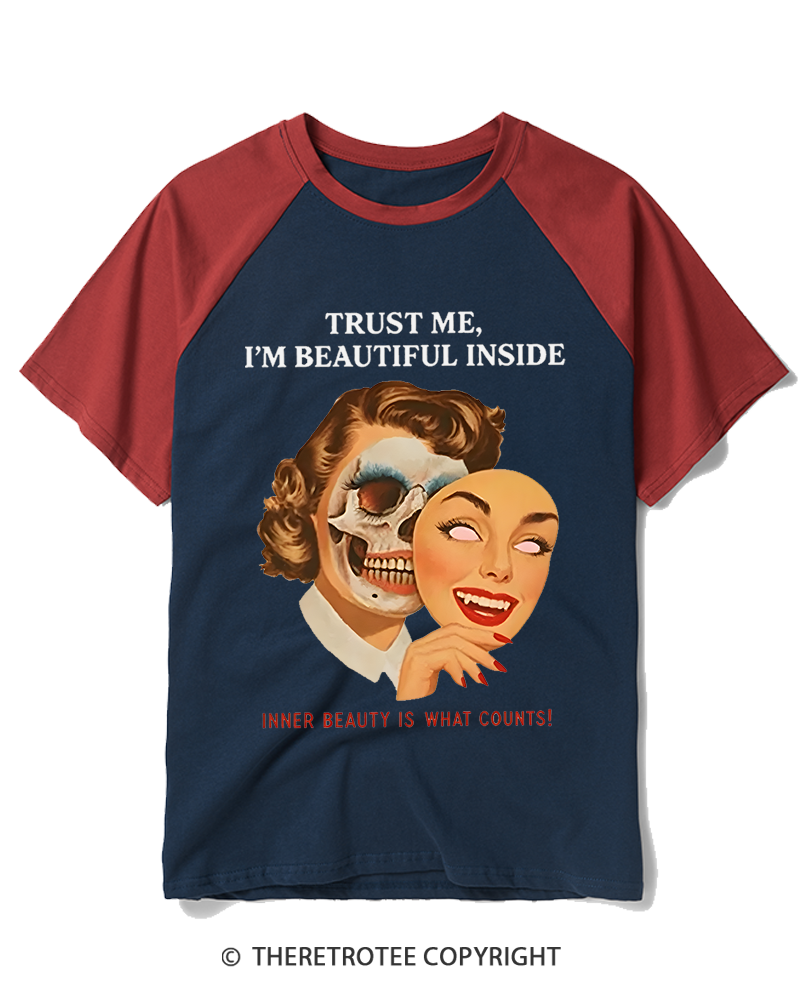 TheRetroTee Trust Me I’M Beautiful Inside 1950s Raglan Baseball T-Shirt
