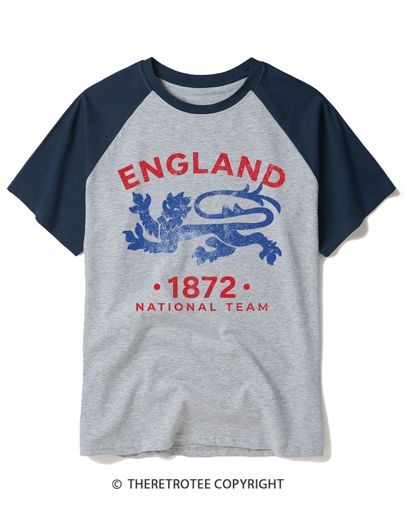 TheRetroTee Vintage England Football 1872 Raglan Baseball T-Shirt