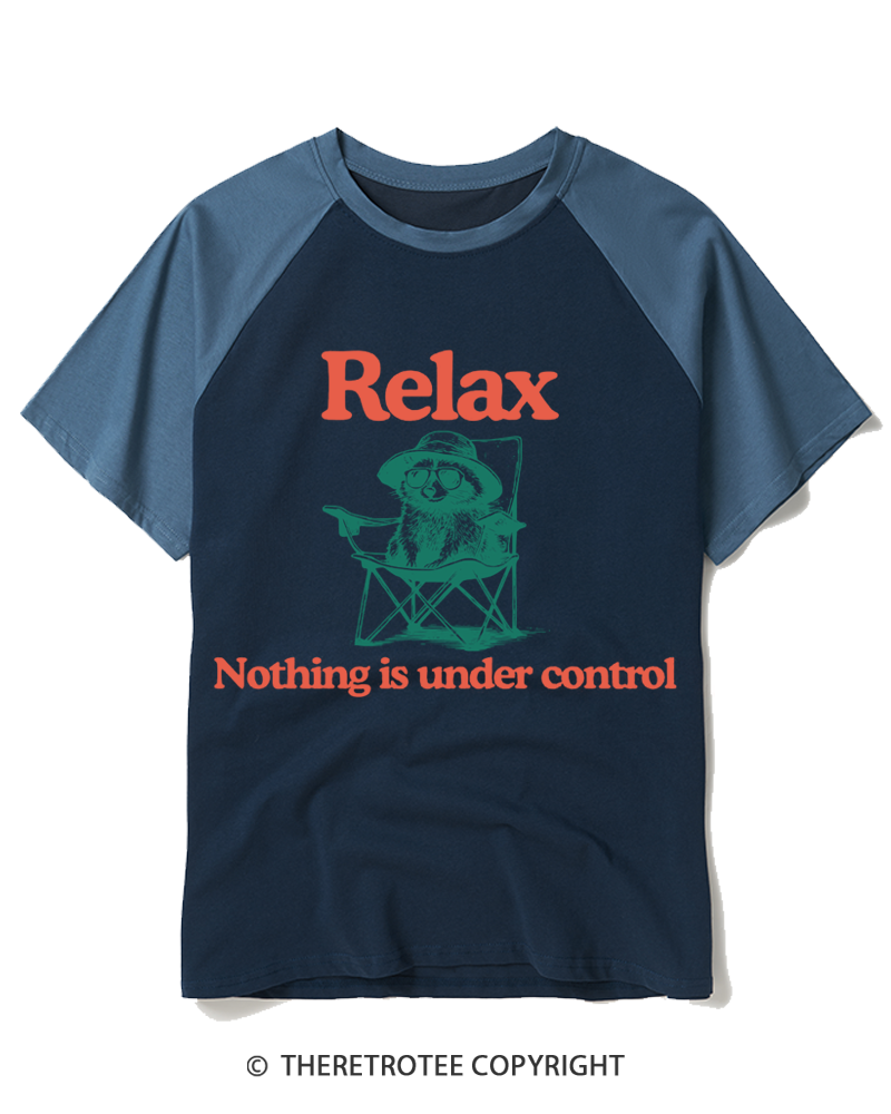 TheRetroTee Chill Raccoon Vintage 1990s Raglan Baseball T-Shirt