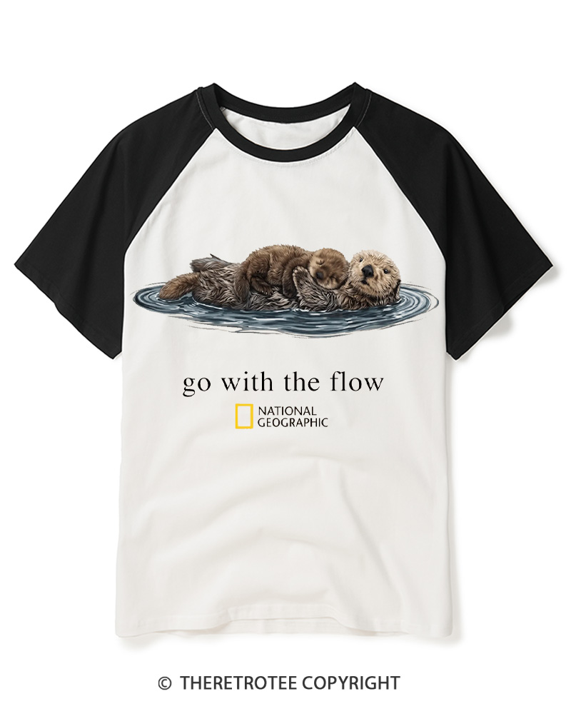 TheRetroTee Go With The Flow 1990s Raglan Baseball T-Shirt
