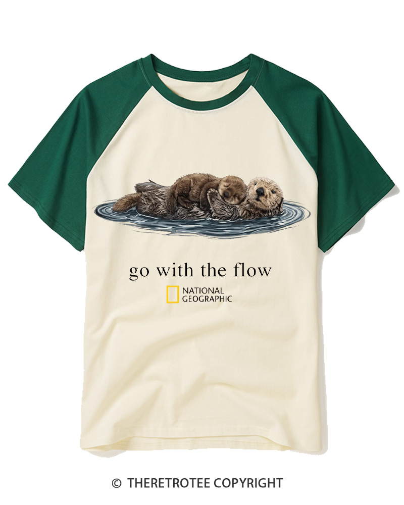TheRetroTee Go With The Flow 1990s Raglan Baseball T-Shirt