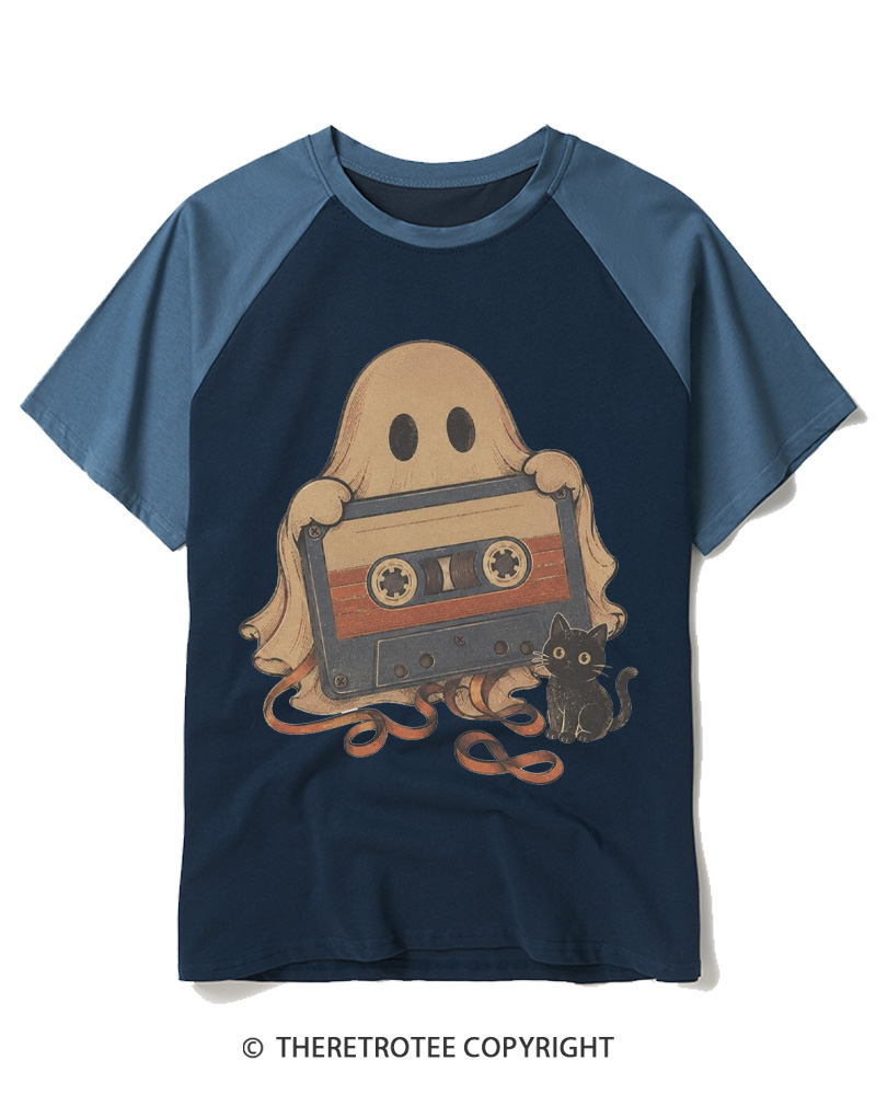 TheRetroTee Ghost Cassette Tape Halloween 1980s Halloween Raglan Baseball T-Shirt
