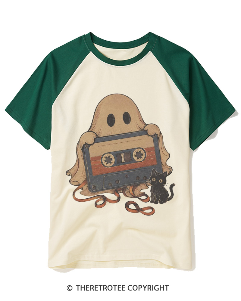 TheRetroTee Ghost Cassette Tape Halloween 1980s Halloween Raglan Baseball T-Shirt