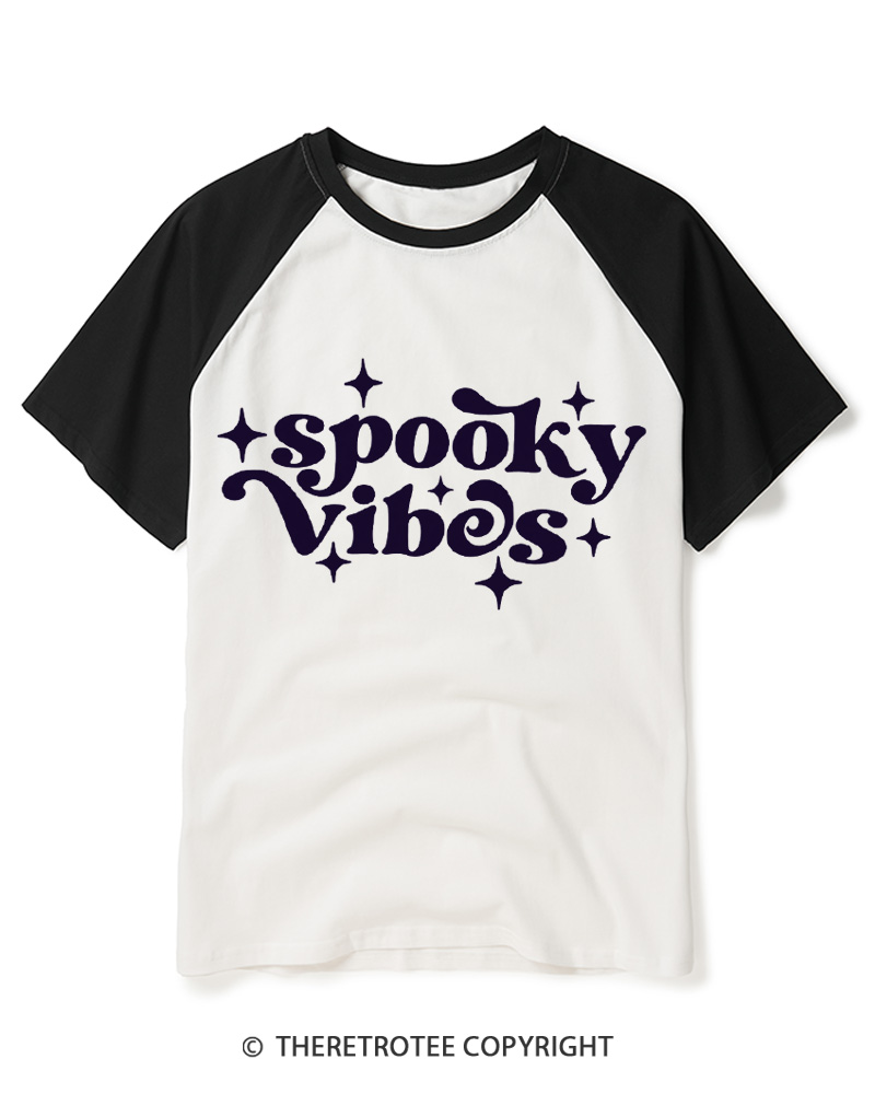 TheRetroTee Spooky Vibes 1980s Raglan Baseball T-Shirt