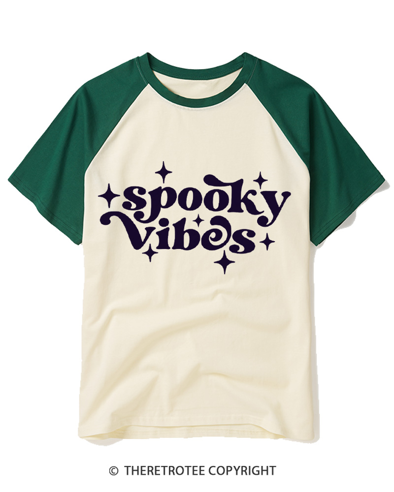 TheRetroTee Spooky Vibes 1980s Raglan Baseball T-Shirt