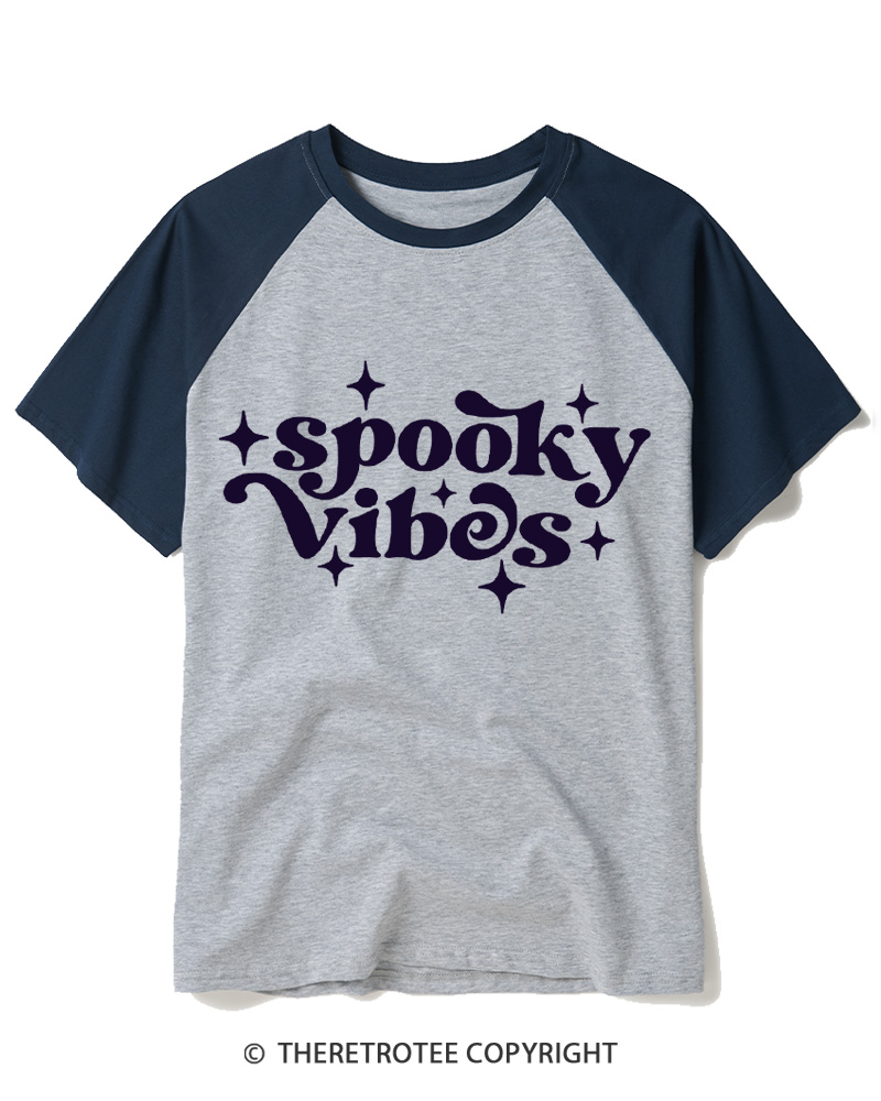 TheRetroTee Spooky Vibes 1980s Raglan Baseball T-Shirt