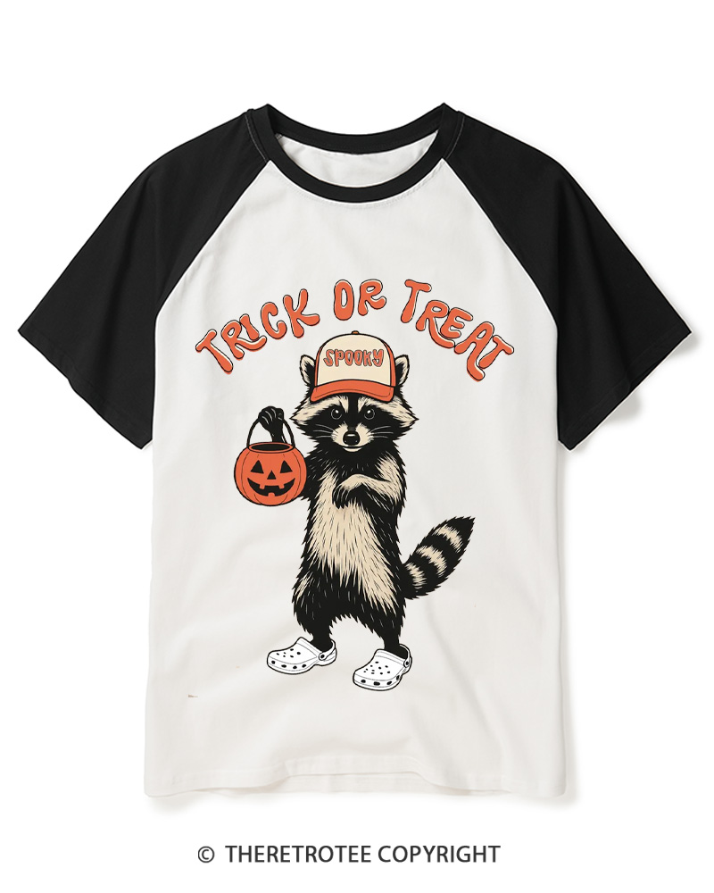 TheRetroTee Trick Or Treat 1990s Raglan Baseball T-Shirt