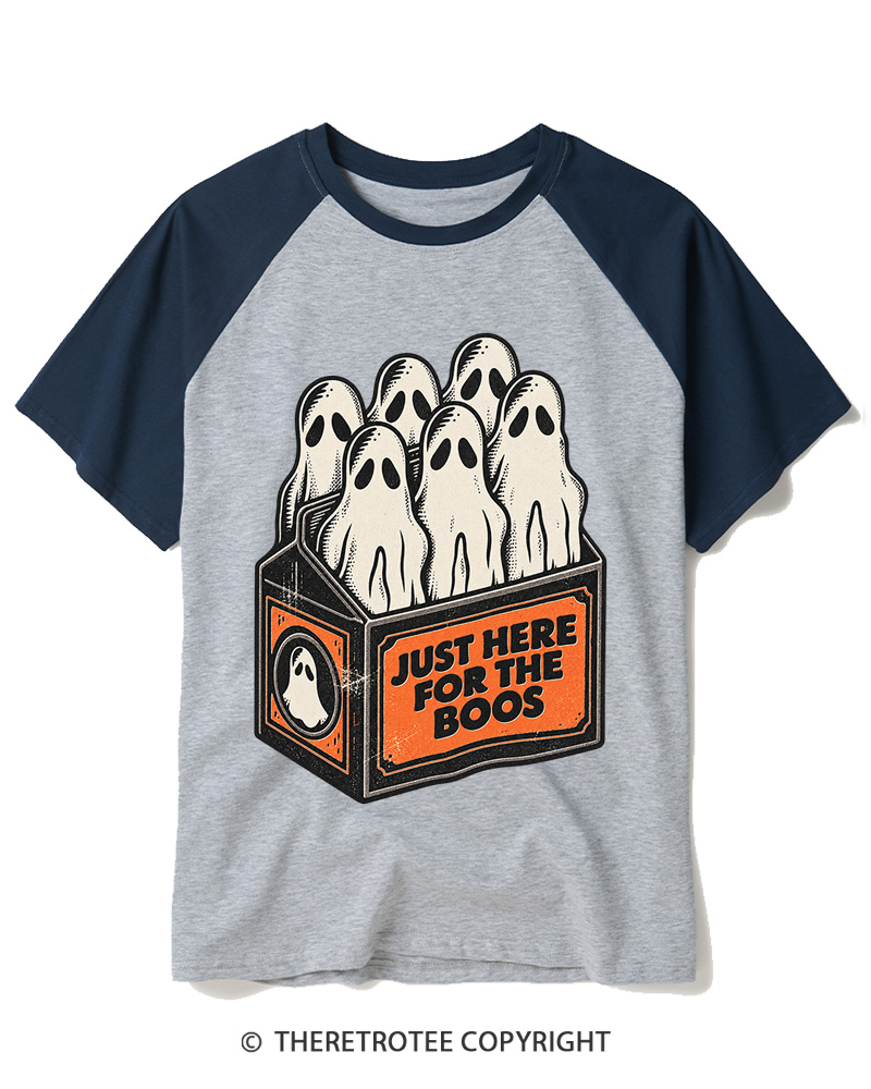 TheRetroTee Just Here For The Boos 1990s Raglan Baseball T-Shirt