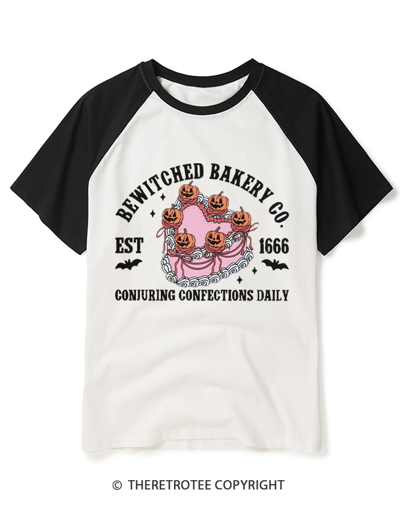 TheRetroTee Retro Cake Coquette Vintage Raglan Baseball T-Shirt