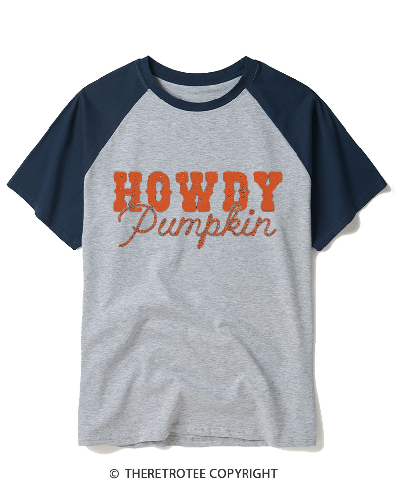 TheRetroTee Howdy Pumpkin 1970s Raglan Baseball T-Shirt