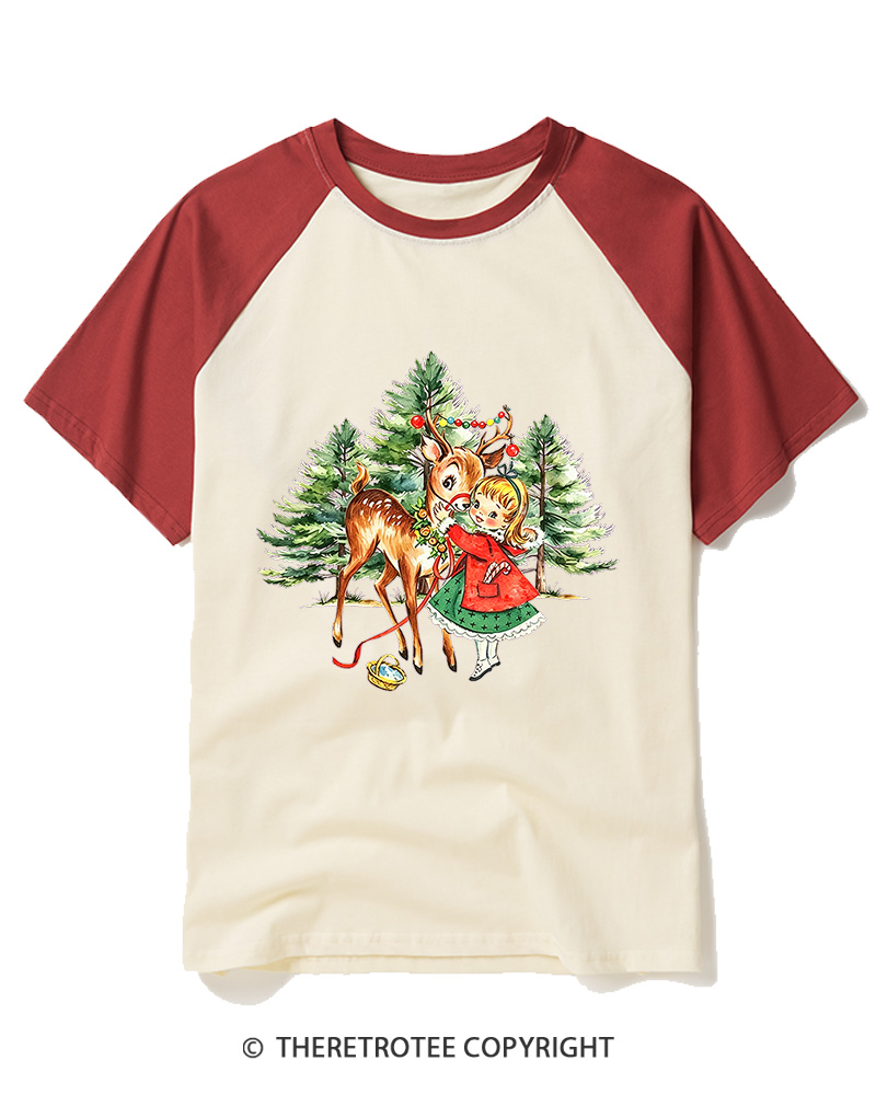 TheRetroTee Vintage Christmas Girl and Reindeer 1950s Raglan Baseball T-Shirt