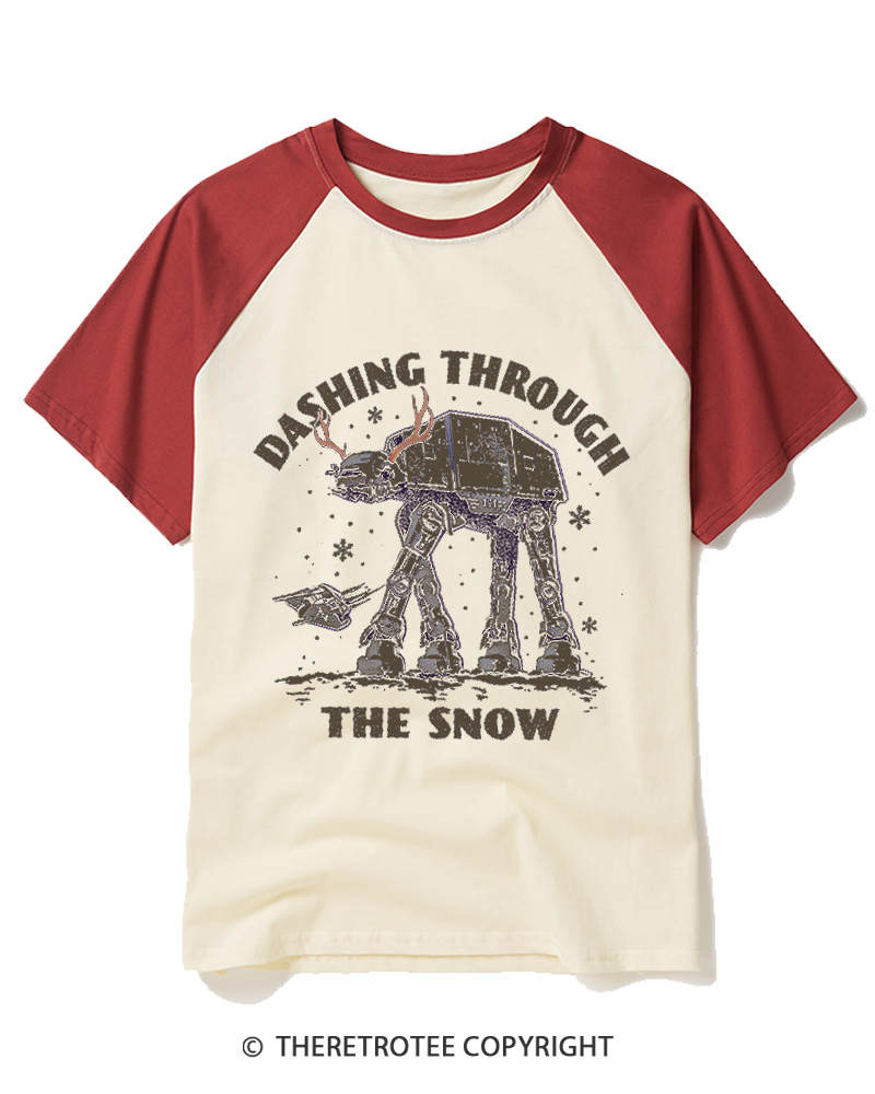 TheRetroTee Dashing Through The Snow 1980s Raglan Baseball T-Shirt