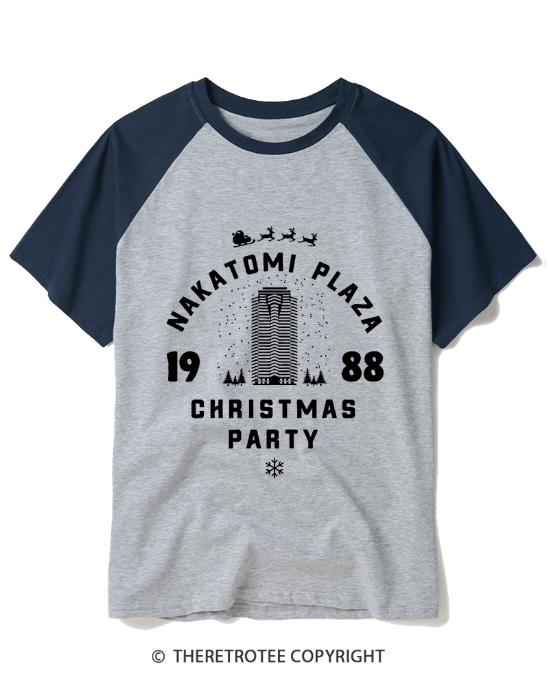 TheRetroTee Christmas Party 1980s Raglan Baseball T-Shirt