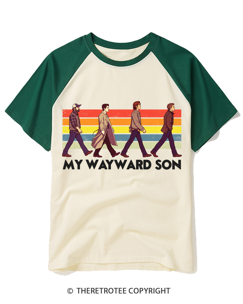 TheRetroTee 1970s Born To Wander Raglan Baseball T-Shirt