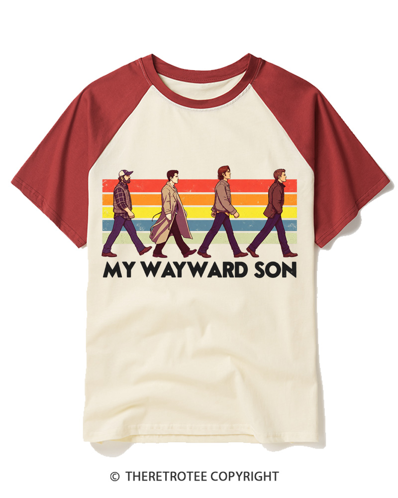 TheRetroTee 1970s Born To Wander Raglan Baseball T-Shirt