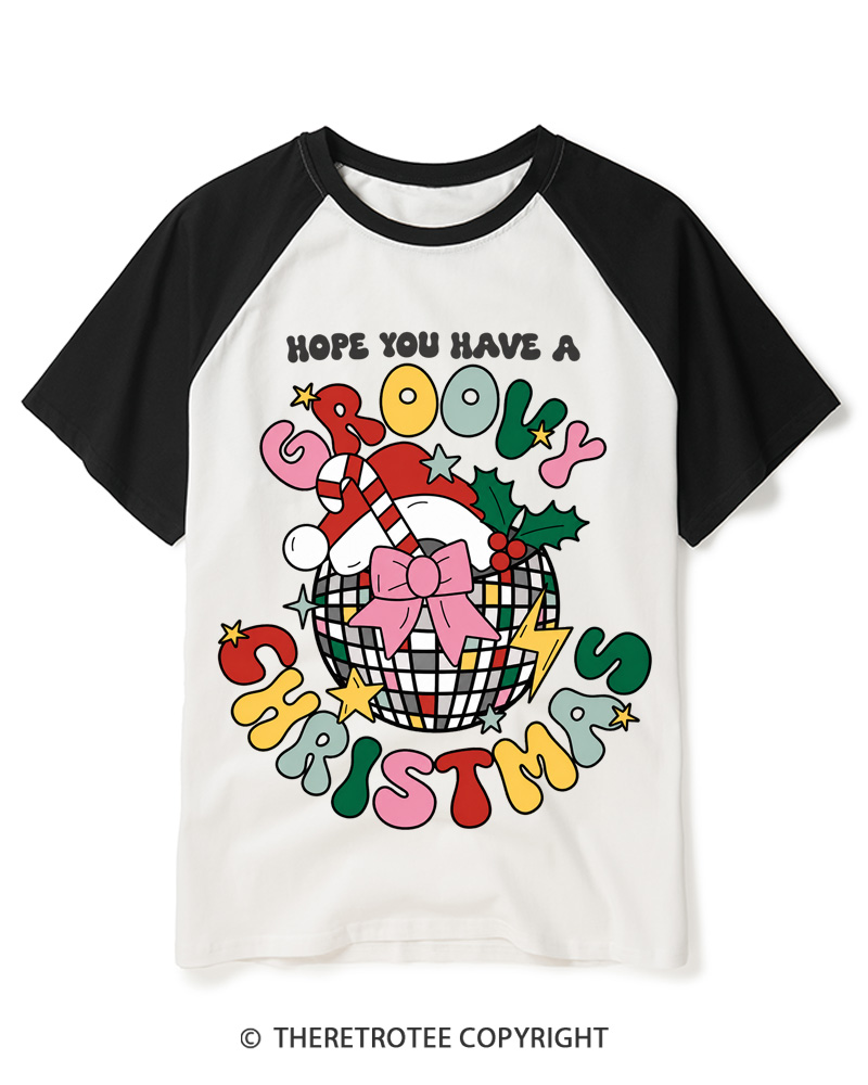 TheRetroTee Hope You Have A Groovy Christmas 1970s Raglan Baseball T-Shirt