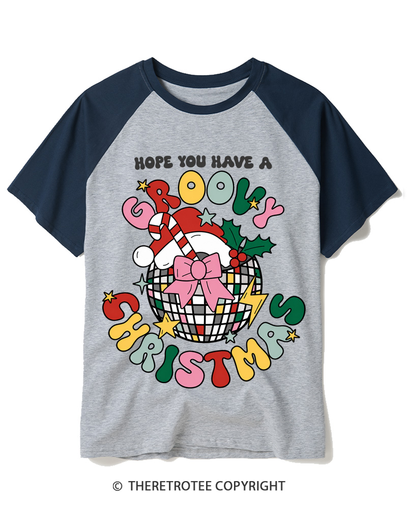 TheRetroTee Hope You Have A Groovy Christmas 1970s Raglan Baseball T-Shirt
