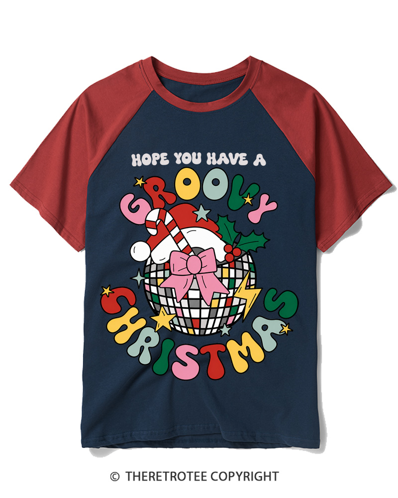 TheRetroTee Hope You Have A Groovy Christmas 1970s Raglan Baseball T-Shirt
