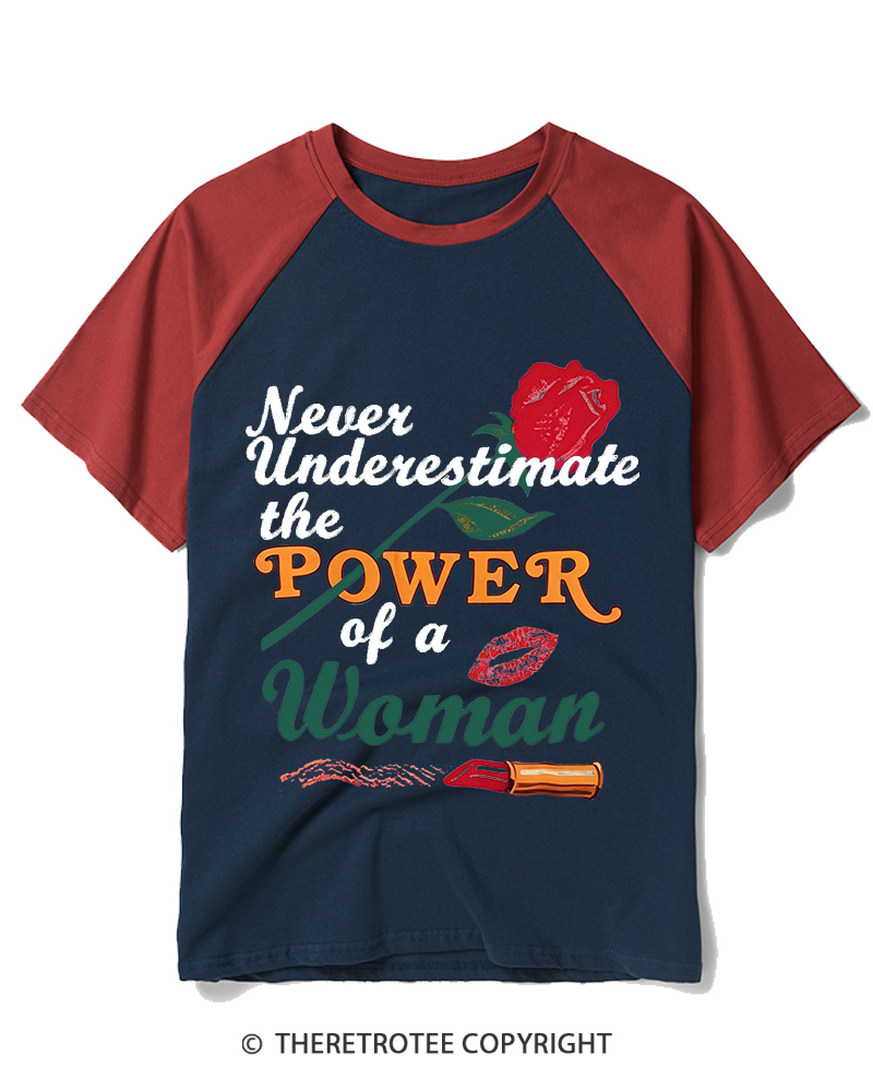 TheRetroTee Never Underestimate The Power Of A Woman 1970s Raglan Baseball T-Shirt