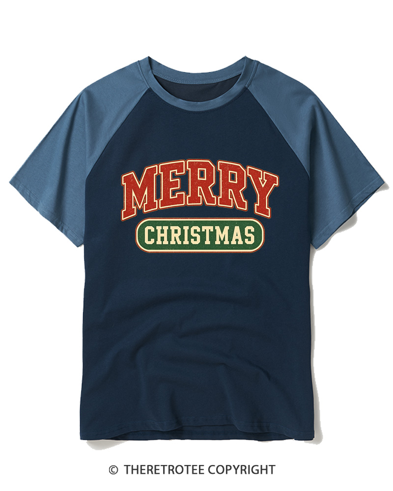 TheRetroTee Merry Christmas 1950s Raglan Baseball T-Shirt