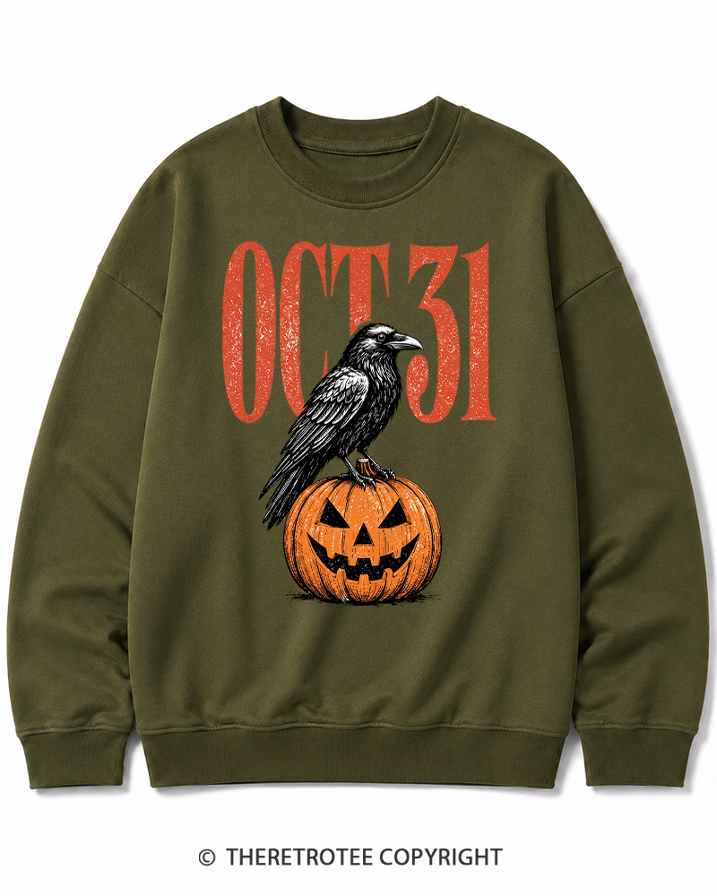 TheRetroTee Halloween Crow Pumpkin October 31 Halloween Halloween Cotton Sweatshirt