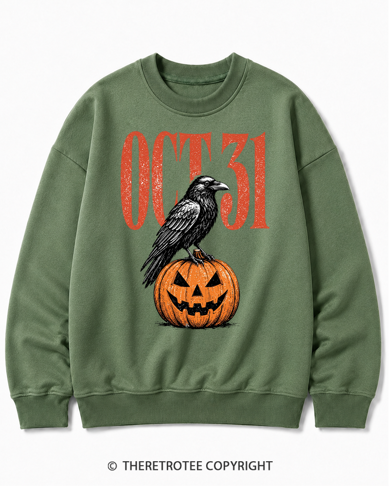 TheRetroTee Halloween Crow Pumpkin October 31 Halloween Halloween Cotton Sweatshirt