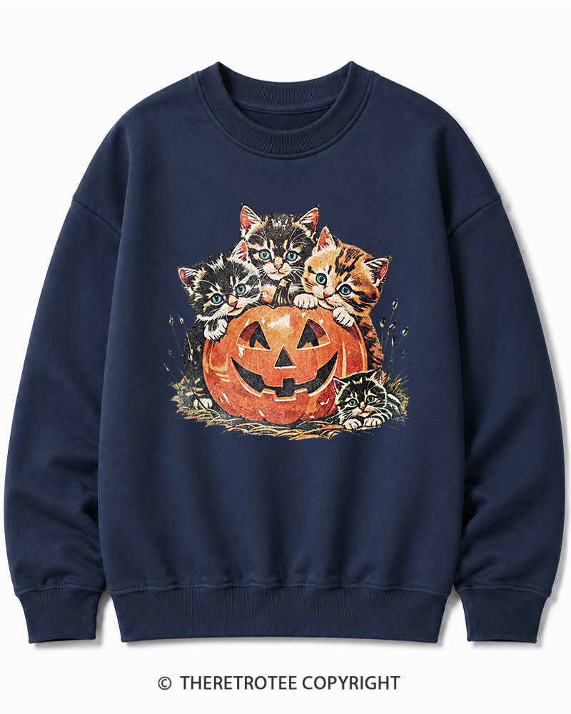 TheRetroTee Vintage Cat Halloween 1990s Halloween Cotton Sweatshirt