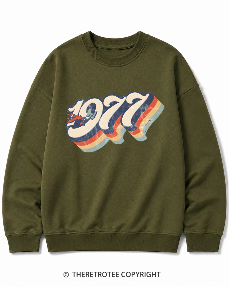 TheRetroTee 1977 Retro Dog Fight Cotton Sweatshirt