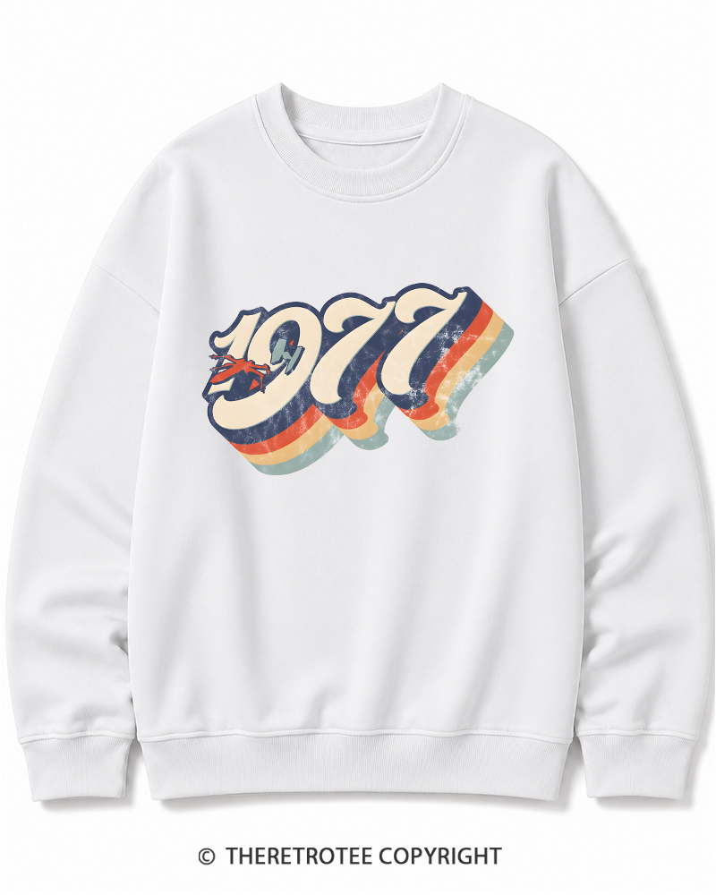 TheRetroTee 1977 Retro Dog Fight Cotton Sweatshirt