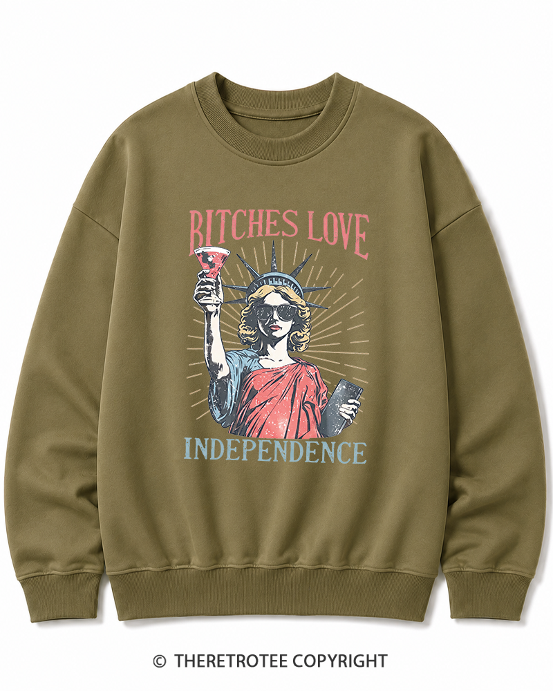 TheRetroTee Love Independence 1776 Cotton Sweatshirt