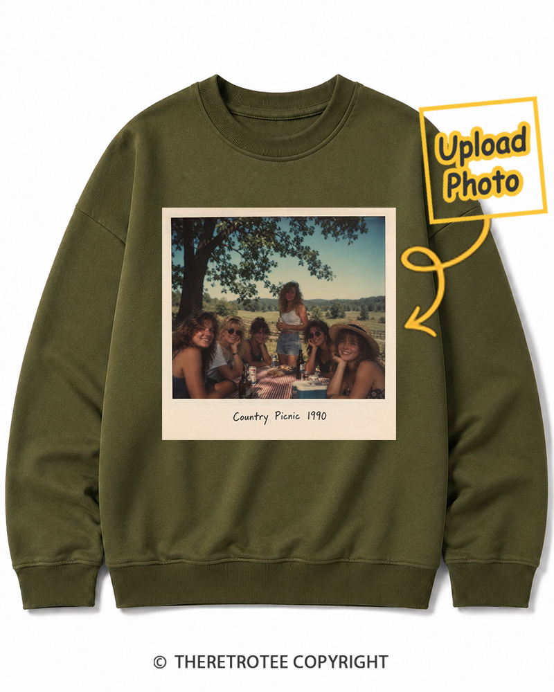 TheRetroTee Personalized Looking to the Stars 1990 Sweatshirt