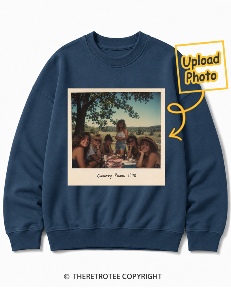 TheRetroTee Personalized Looking to the Stars 1990 Sweatshirt