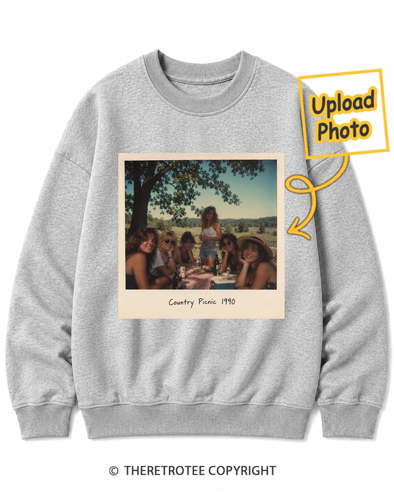 TheRetroTee Personalized Looking to the Stars 1990 Sweatshirt