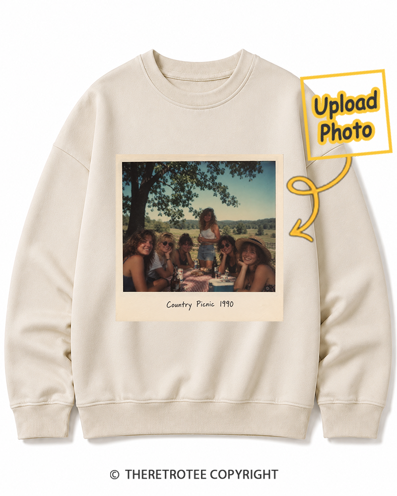 TheRetroTee Personalized Looking to the Stars 1990 Sweatshirt