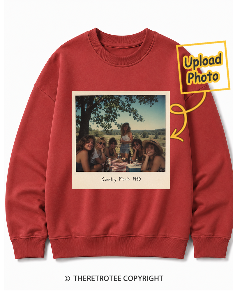 TheRetroTee Personalized Looking to the Stars 1990 Sweatshirt
