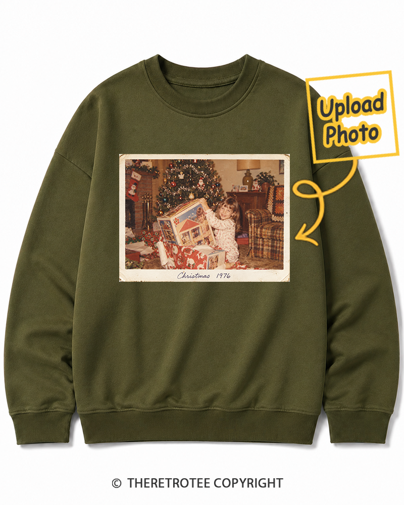 TheRetroTee Personalized Christmas Morning 1976 Sweatshirt