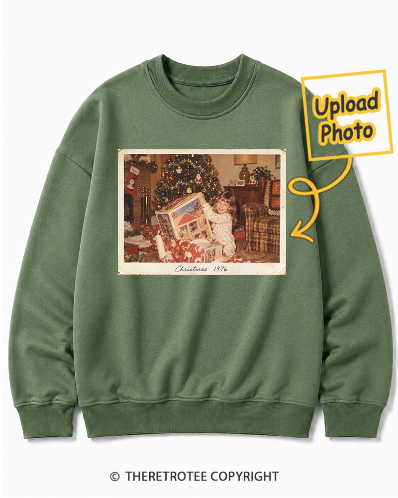 TheRetroTee Personalized Christmas Morning 1976 Sweatshirt